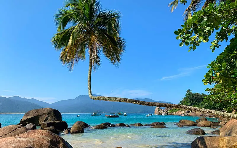 Praia do Aventureiro — Ilha Grande