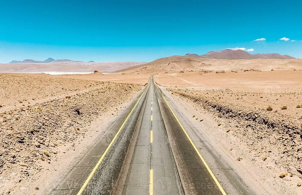 Estrada no deserto
